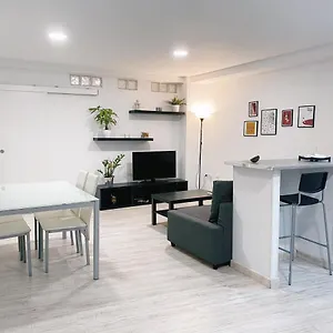 Gmc Turistics - Great For Groups & Families Apartamento Málaga